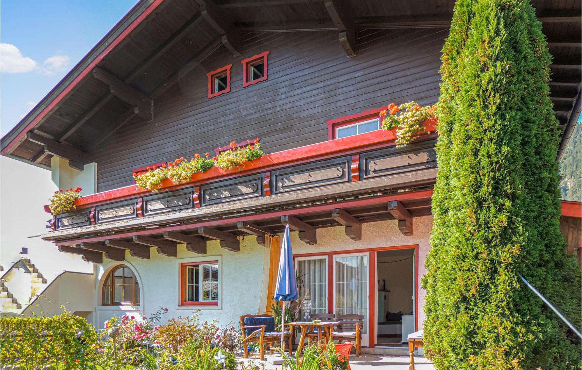 Stunning apartment in Saalfelden with Exterior foto